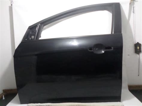 Porta Dianteira Esquerda Ford Focus Sedan 2014 2015 2016 R 500 00 Em