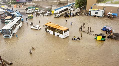 6 Killed As Heavy Rain Batters Gujarat