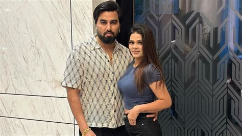 Bigg Boss Ott S Armaan Malik S Wife Payal Malik Reveals He Did Not