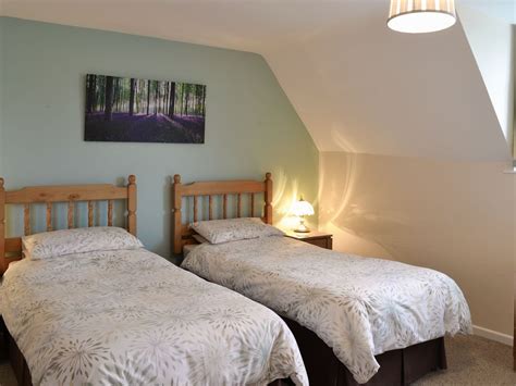 Wick Cottage Bremhill Sn11 9lq