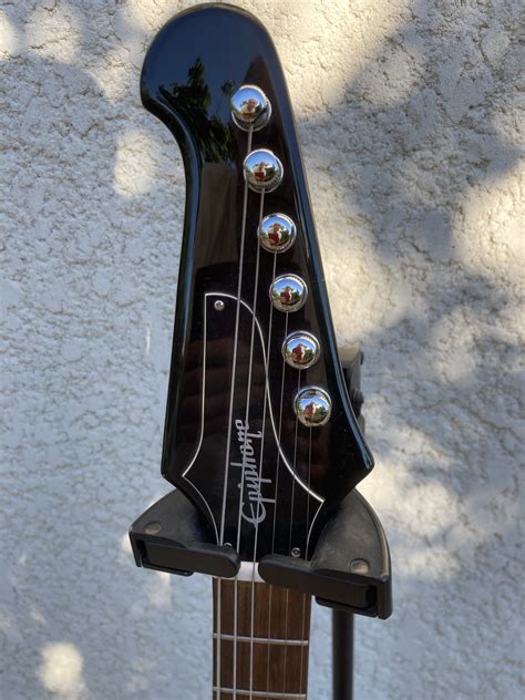 Custom Shop Limited Edition Firebird Studio Epiphone Audiofanzine