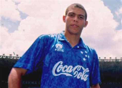 Ronaldo Fen Meno Compra O Cruzeiro Onde Come Ou A Carreira Verloop Io