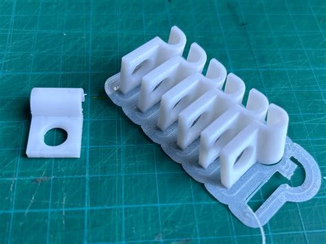 Simple Cable Holders For Underware Multiboard By 駄目g Makerworld