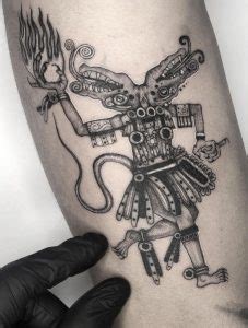 La Historia De Los Tatuajes Aztecas Y Su Significado Tatuajes