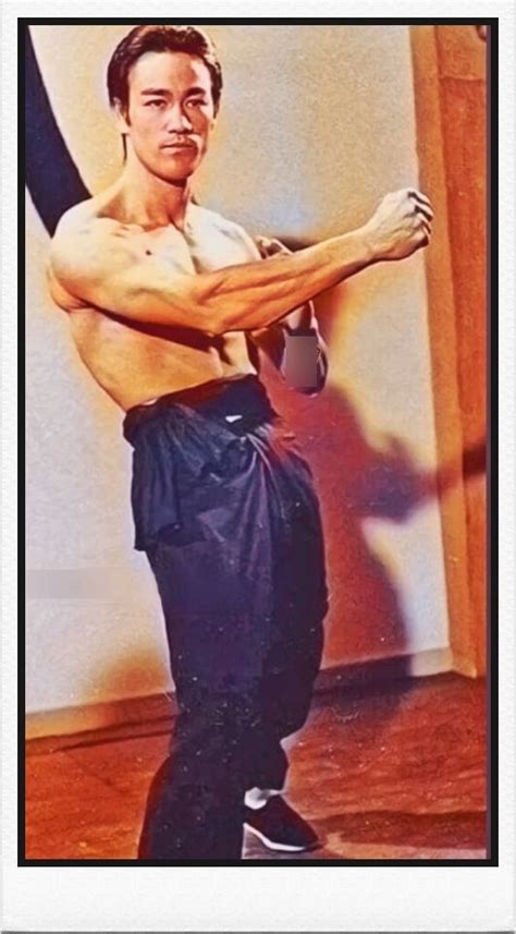 Bruce Lee Photos Bruce Lee Martial Arts Bruce Lee