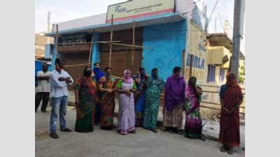 Liquor Shops Open In Karnataka Koppal Residents Protest Against