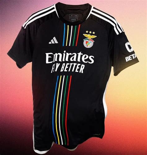 Un Maillot En Hommage Aux Supporters Des Continents Pour Le Benfica