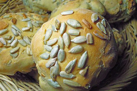 Kernige Brötchen von luckys home Chefkoch