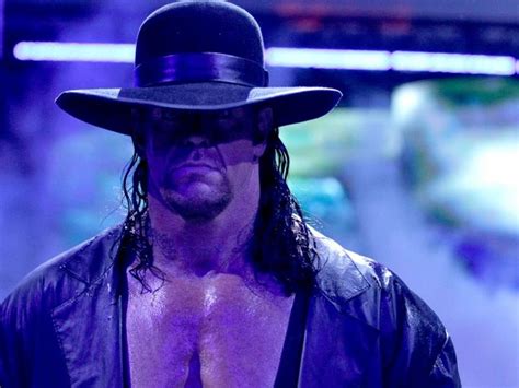 Trish Stratus The Undertaker Has Always Loved Women S Wrestling