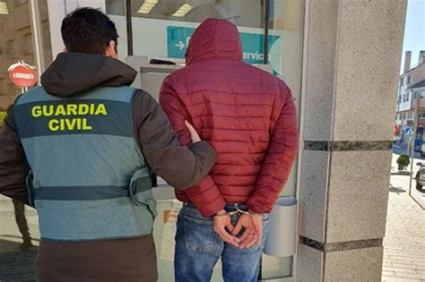 Un Detenido Y Un Investigado Por Dar Una Paliza Y Extorsionar Durante