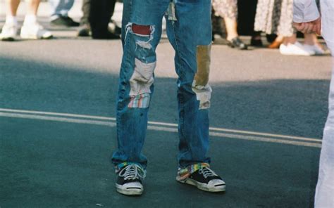 Kurt Cobain: jeans sold for half a million dollars