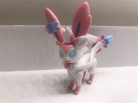 Mavin Sylveon Pokemon Battle Articulated Holiday Calendar Jazwares