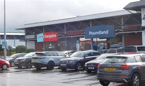 Poundland At The Peel Centre Gerald England Cc By Sa Geograph