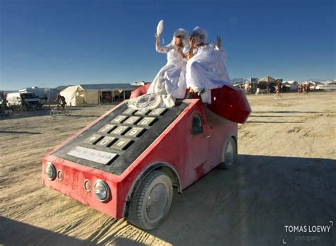 The 15 most insane 'art cars' at Burning Man | Art cars, Burning man ...