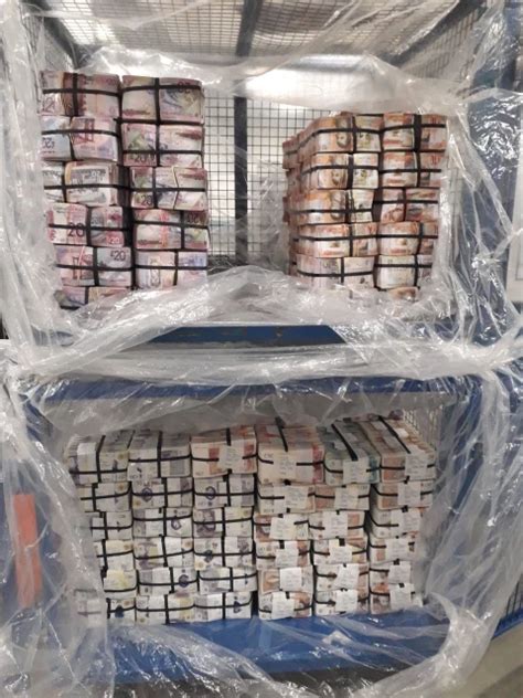 Police Arrest Drug Gang And Seize Over £5million Cash In Britains