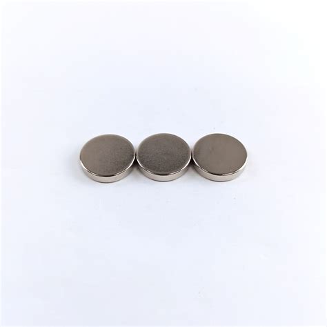 High Quality Rare Earth NdFeB Magnetic Material Permanent N52 Disc