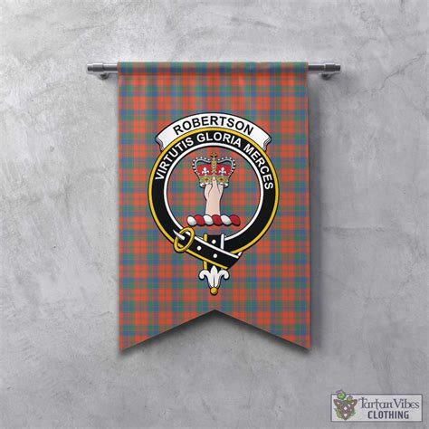 Robertson Ancient Tartan Gonfalon, Tartan Banner with Family Crest