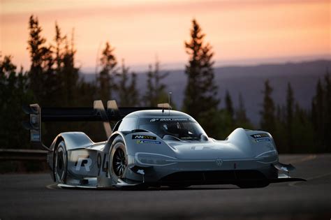 Volkswagen vise le record électrique sur le Nürburgring Nordschleife