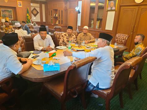 Ratusan Pedagang Mie Ayam Dan Bakso Di Bekasi Terkendala Sertifikasi