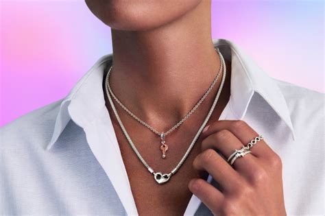 Pandoranin Yeni İkonu Trok Örgülü Zincir Marie Claire Türkiye