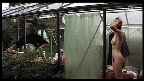 Naked Alessandra Martines In Hasards Ou Co Ncidences