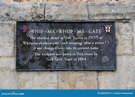 Un Cartel Para Whipmawhopmagate Una Calle Medieval En York York Uk 25