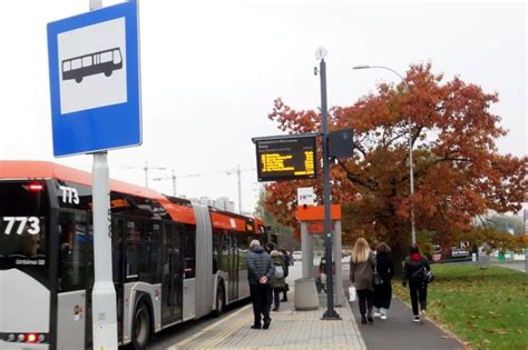 Jak dojechać autobusem na cmentarze Sprawdź trasy i godziny odjazdów