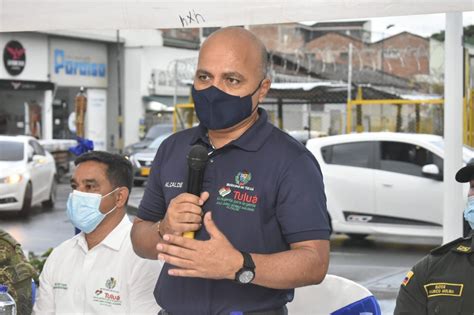 Alcalde De Tulu Gustavo V Lez Denunci Que Su Predecesor Tend A