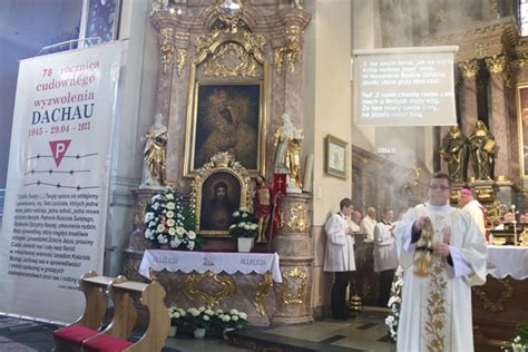 Prymas Polski Ko Ci Potrzebuje Tych Kt Rych Ycie Sk Ada Si Z