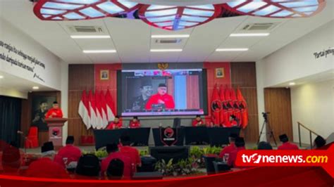 Pdip Terima Ratusan Anggota Kader Baru Purnawirawan Tni Polri Ikut