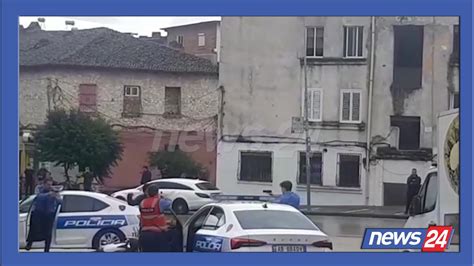 Si Neper Filma Me Pistoleta Ne Mes Te Dites Ja Si E Arreston Policia