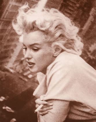 Celebrity Hairstyle: Marilyn Monroe Hairstyles