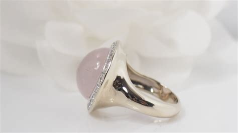 Proantic Ring In White Rose Quartz And Diamonds