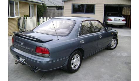 Nissan Bluebird U13 ARX хардтоп