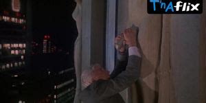 Lorali Hart Underwear Scene In The Naked Gun Tnaflix