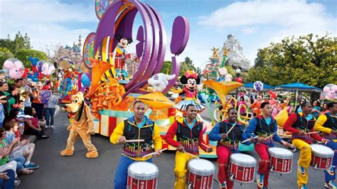 4k Mickeys Soundsational Parade Full Show Disneyland Park Pov Youtube