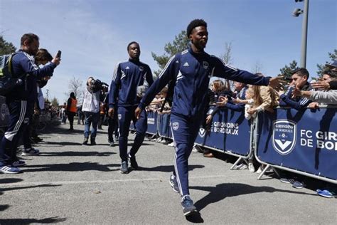 Foot Strasbourg officialise l arrivée des deux Girondins Dilane Bakwa