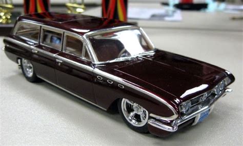 Station Wagon | Scale models cars, Model cars building, Diecast model cars