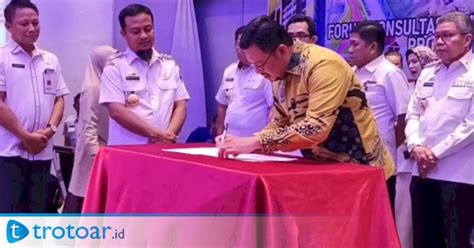 Muzayyin Arif Hadiri Kesepakatan Forum Konsultasi Publik Rancangan Rpd