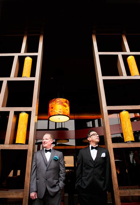 Posing Tips For Same Sex Weddings