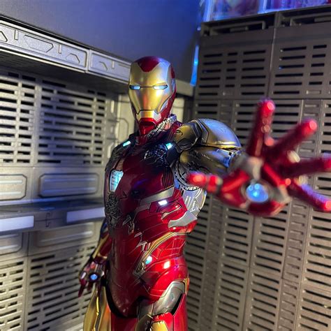 Avengers Endgame Hot Toys Iron Man Mark Lxxxv We Love You