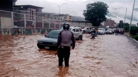 Fuertes Lluvias En Trujillo Dejan Un Muerto Decenas De Familias