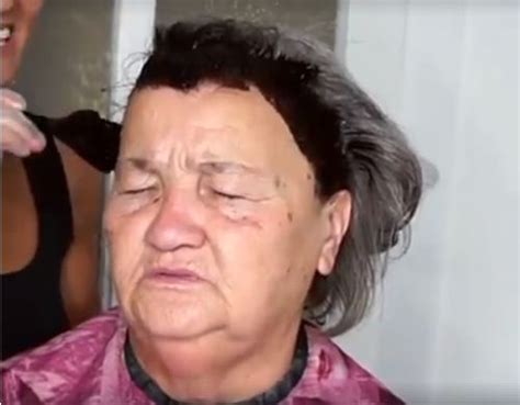 Le Hace Cambio De Look A Su Abuela De A Os Y La Deja Irreconocible