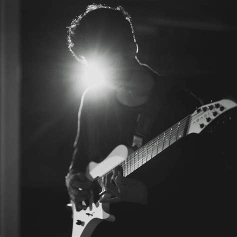 dark reviews ratings  musicboard