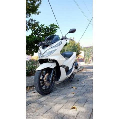 Motor Honda PCX 150 ABS 2018 Bekas Tangan 1 Body Mulus Terawat Di