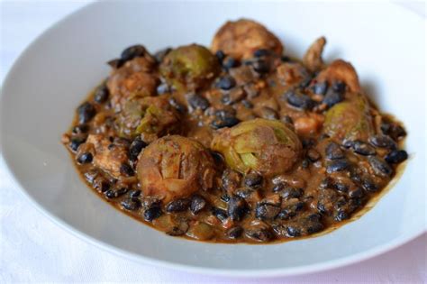 Palavras Que Enchem A Barriga Feijoada De Frango E Couves De Bruxelas