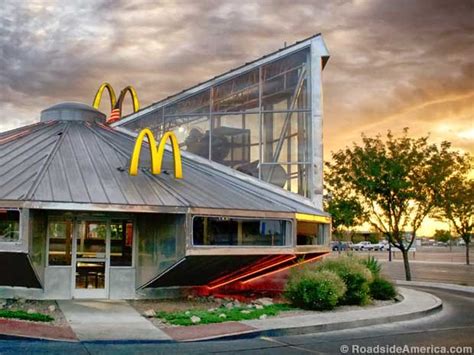 Roswell, NM - Flying Saucer McDonald's