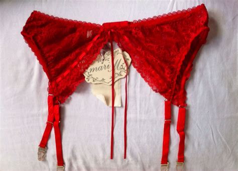 Cinta Liga Vermelha Lingerie Feminina Mari M Lingerie Nunca Usado