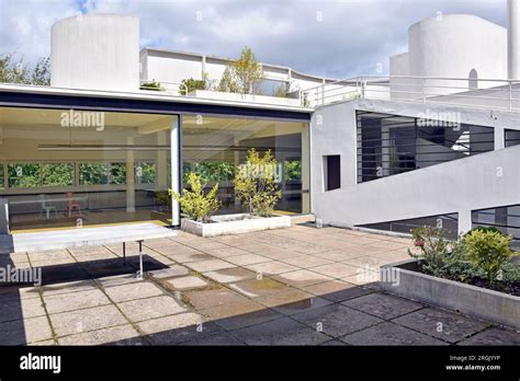 Villa Savoye Un Capolavoro Del Movimento Moderno Architetto Le