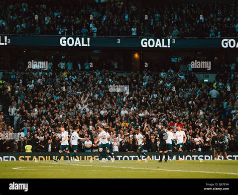 Tottenham Hotspur vs Arsenal North London Derby, 2022 Stock Photo - Alamy